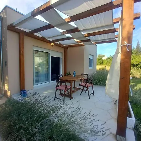 Kuca Za Odmor U Kastelima S Pogledom Na Holiday home Kastela