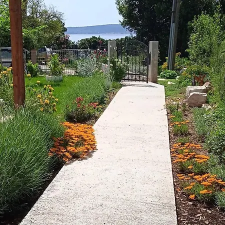 Kuca Za Odmor U Kastelima S Pogledom Na Kastela